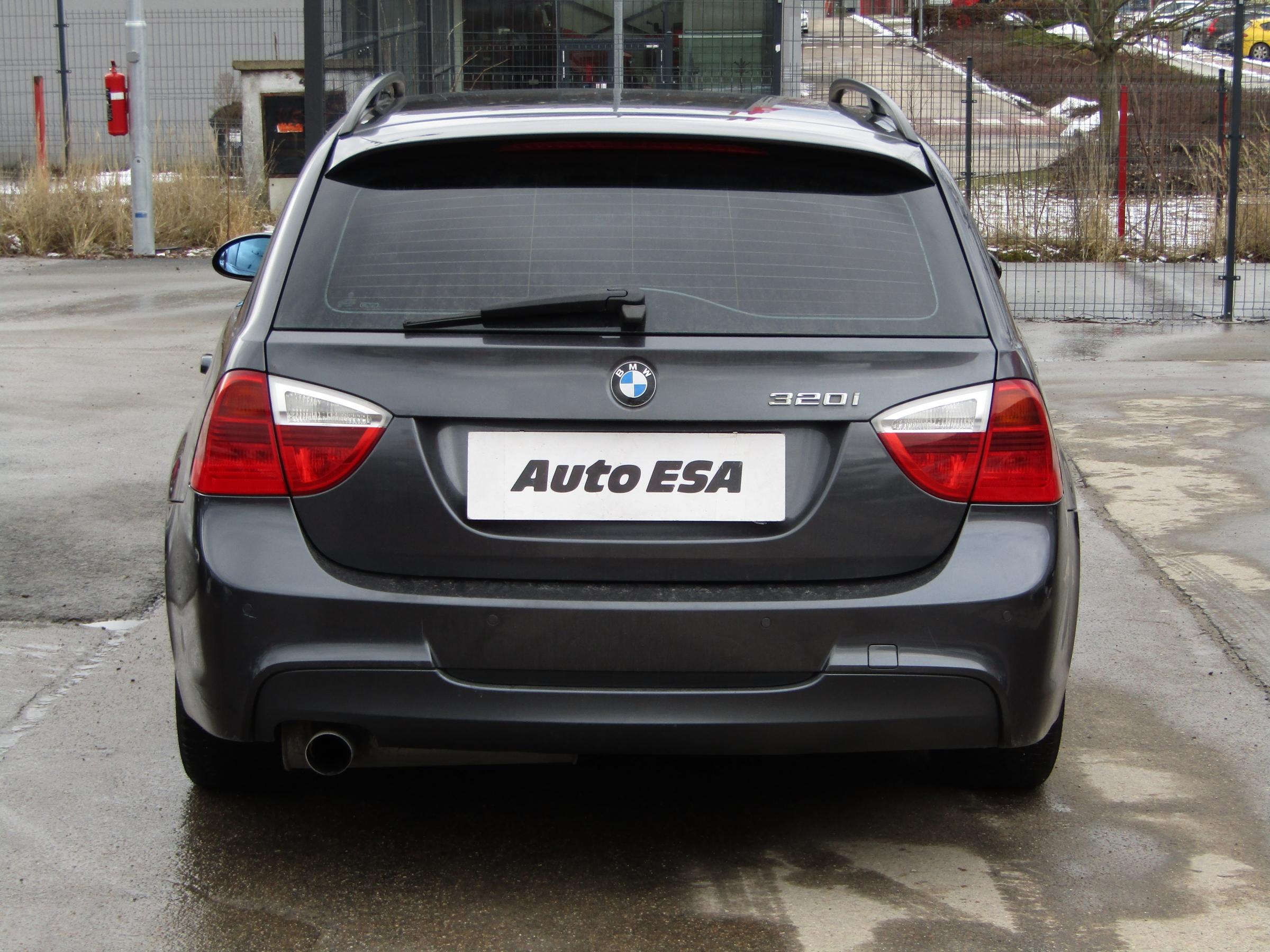 BMW Řada 3, 2006 - pohled č. 5