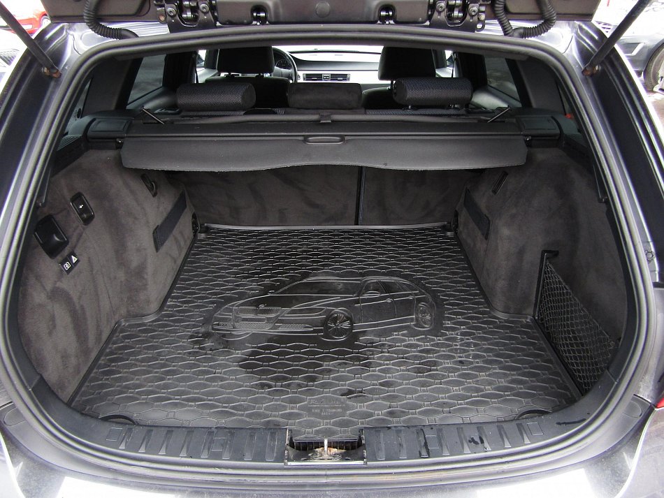 BMW Řada 3 320 i  320 i