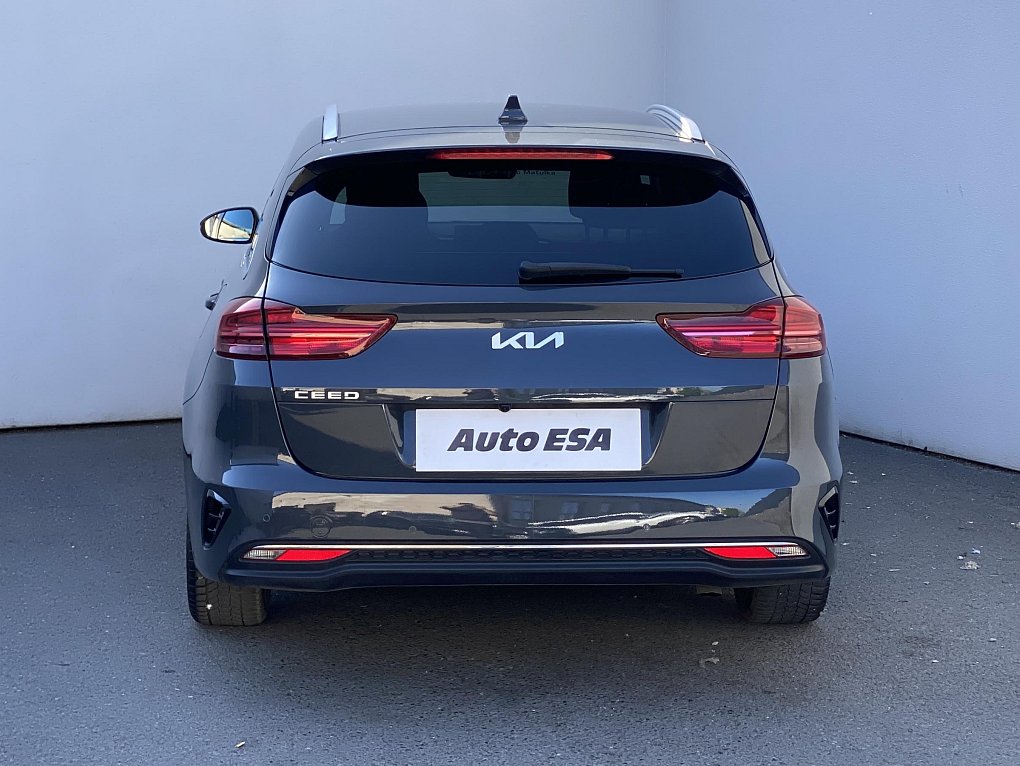 Kia Ceed 1.5 T-GDi TOP SW