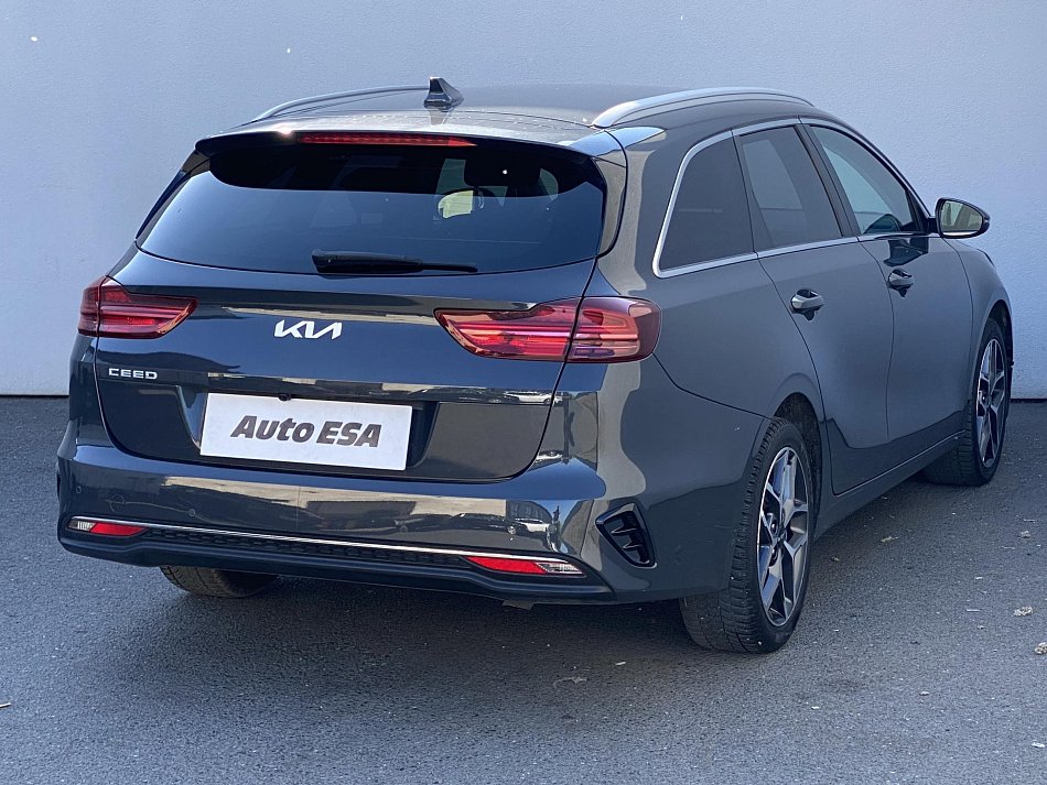 Kia Ceed 1.5 T-GDi TOP SW
