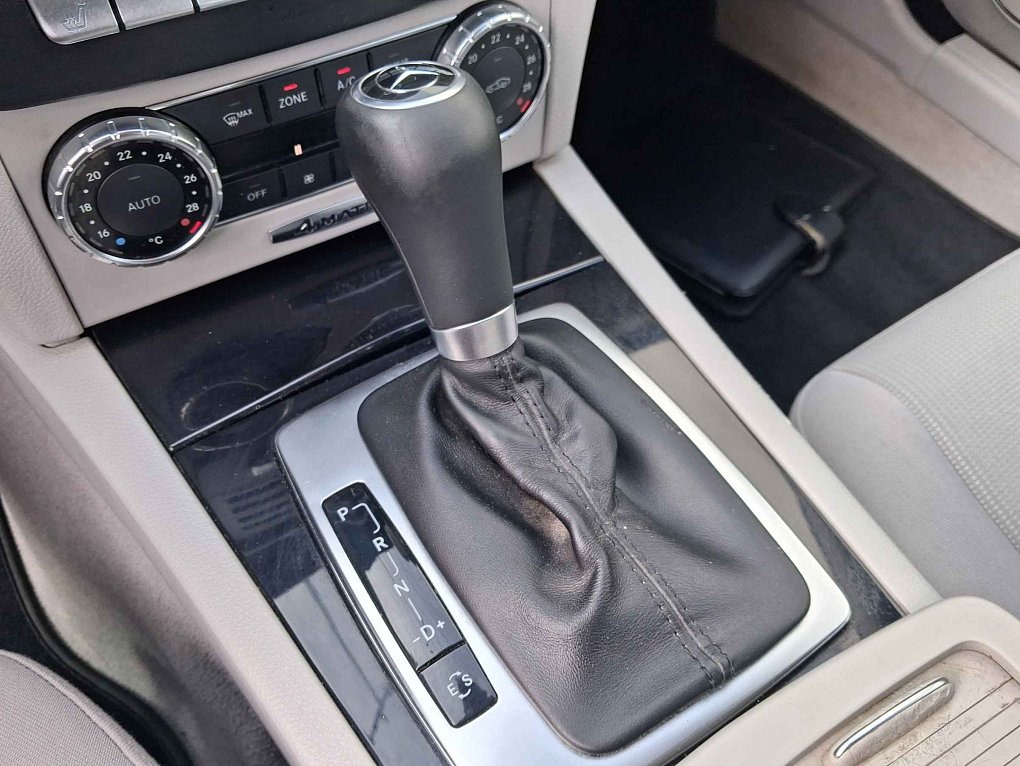 Mercedes-Benz Třída C 2.2 CDi  C 250 CDi 4Matic
