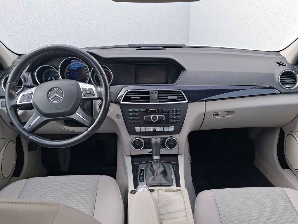 Mercedes-Benz Třída C 2.2 CDi  C 250 CDi 4Matic