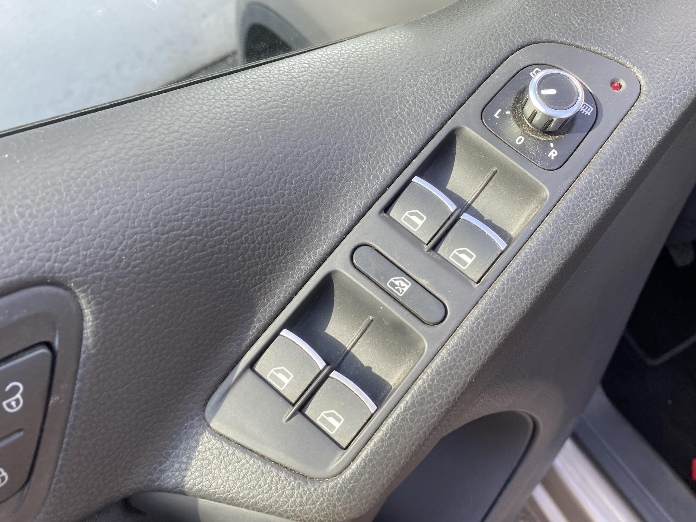 Volkswagen Tiguan, 2013 - pohled č. 13