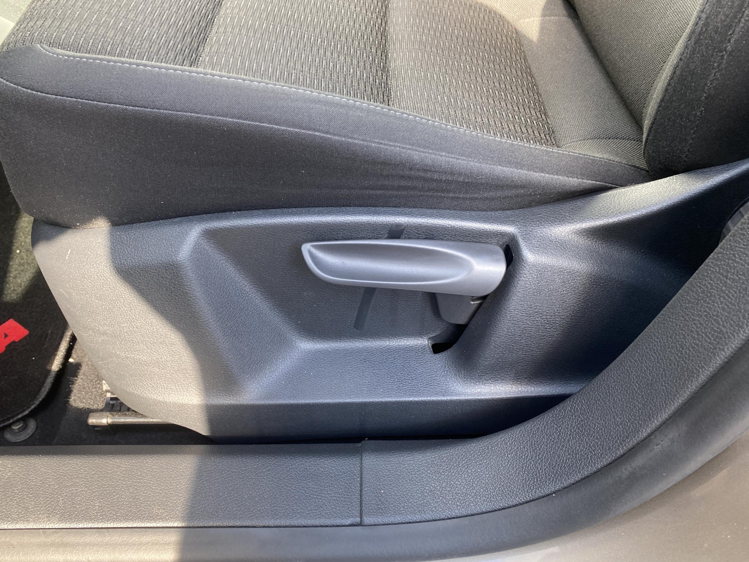 Volkswagen Tiguan, 2013 - pohled č. 14