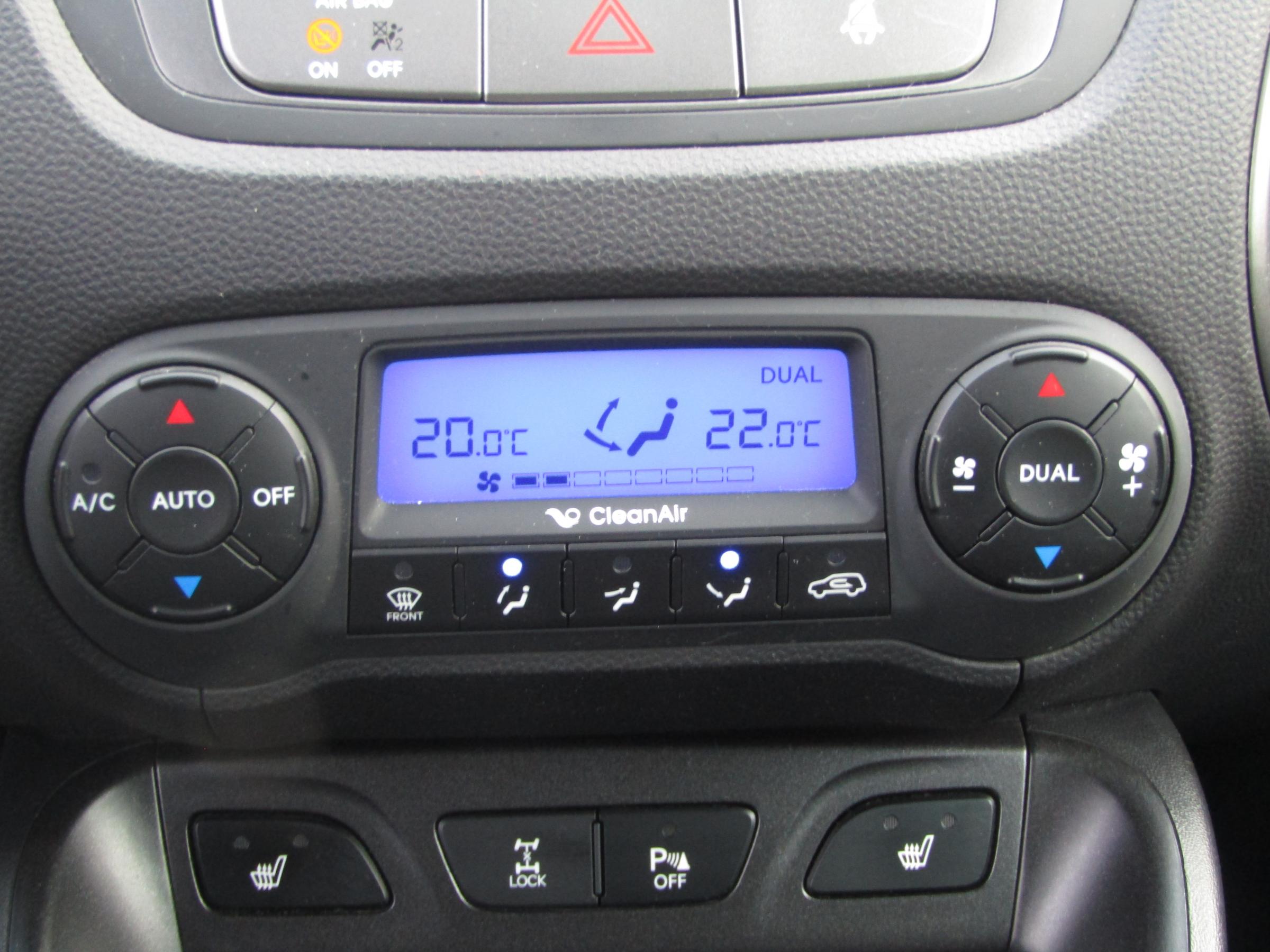 Hyundai ix35, 2015 - pohled č. 16