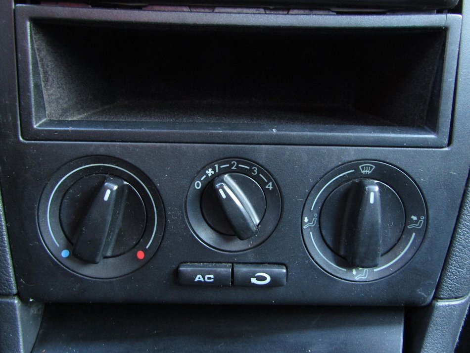 Škoda Octavia 1.9 TDi Ambiente