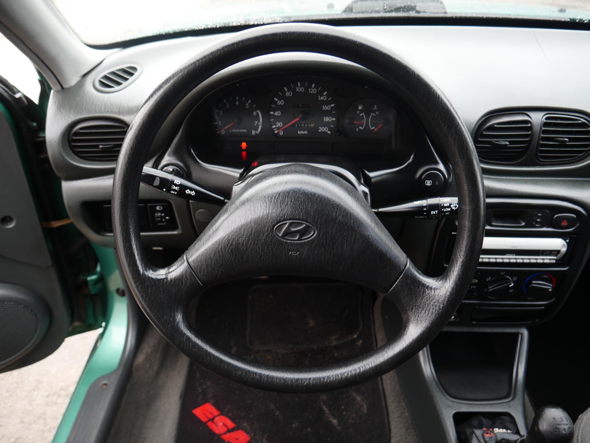 Hyundai Accent, 1999 - pohled č. 14