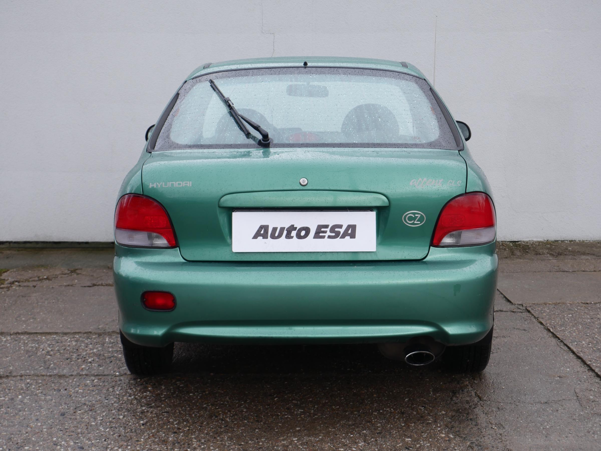 Hyundai Accent, 1999 - pohled č. 5