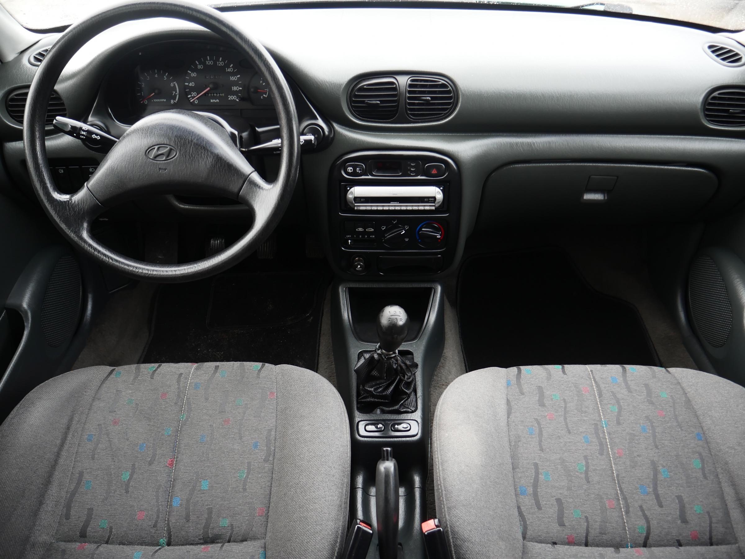 Hyundai Accent, 1999 - pohled č. 7