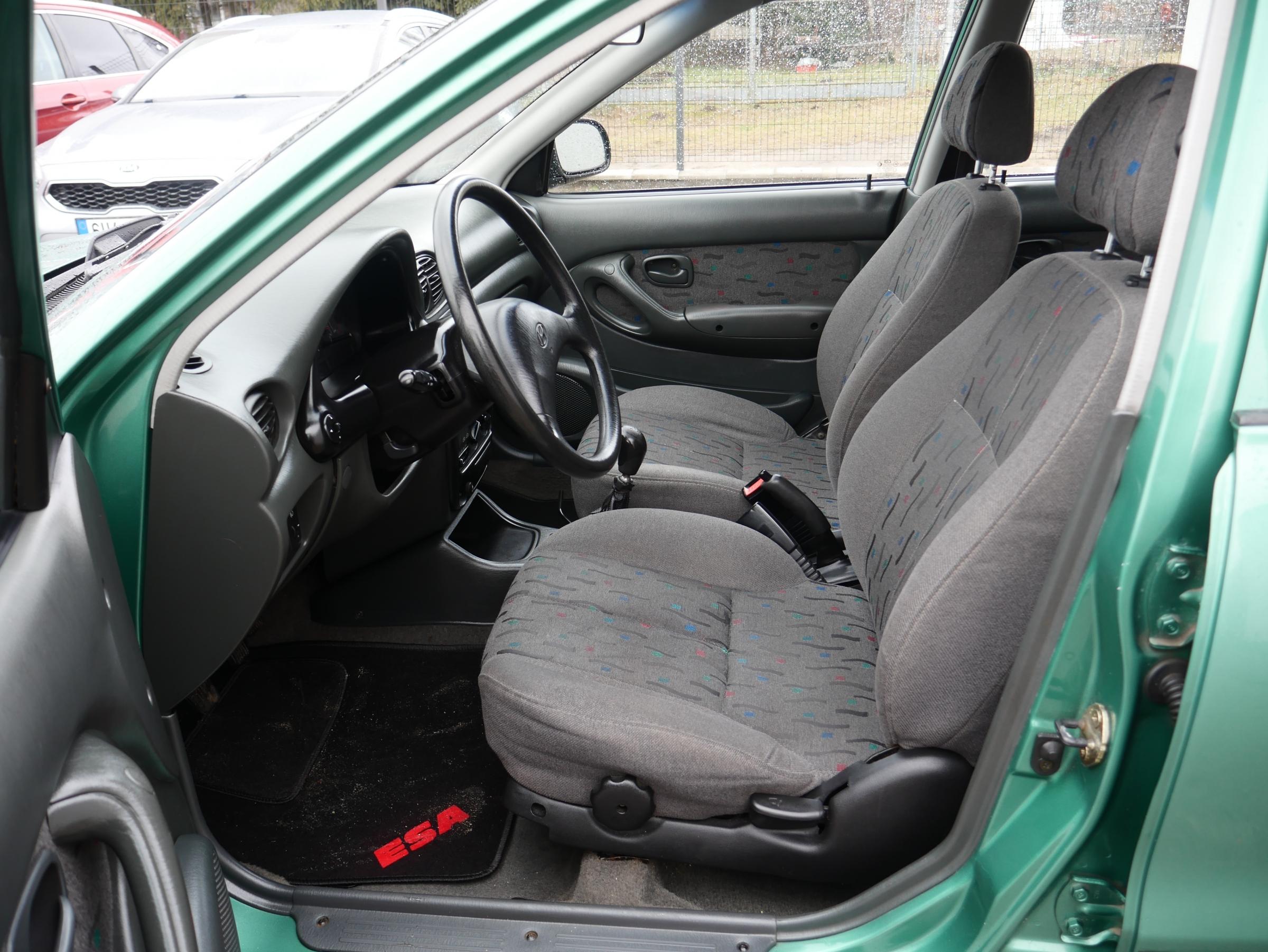 Hyundai Accent, 1999 - pohled č. 9