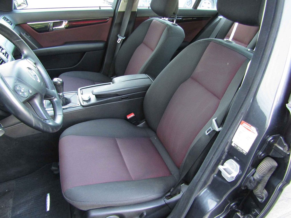 Mercedes-Benz Třída C 2.2. CDi  C 200 CDi