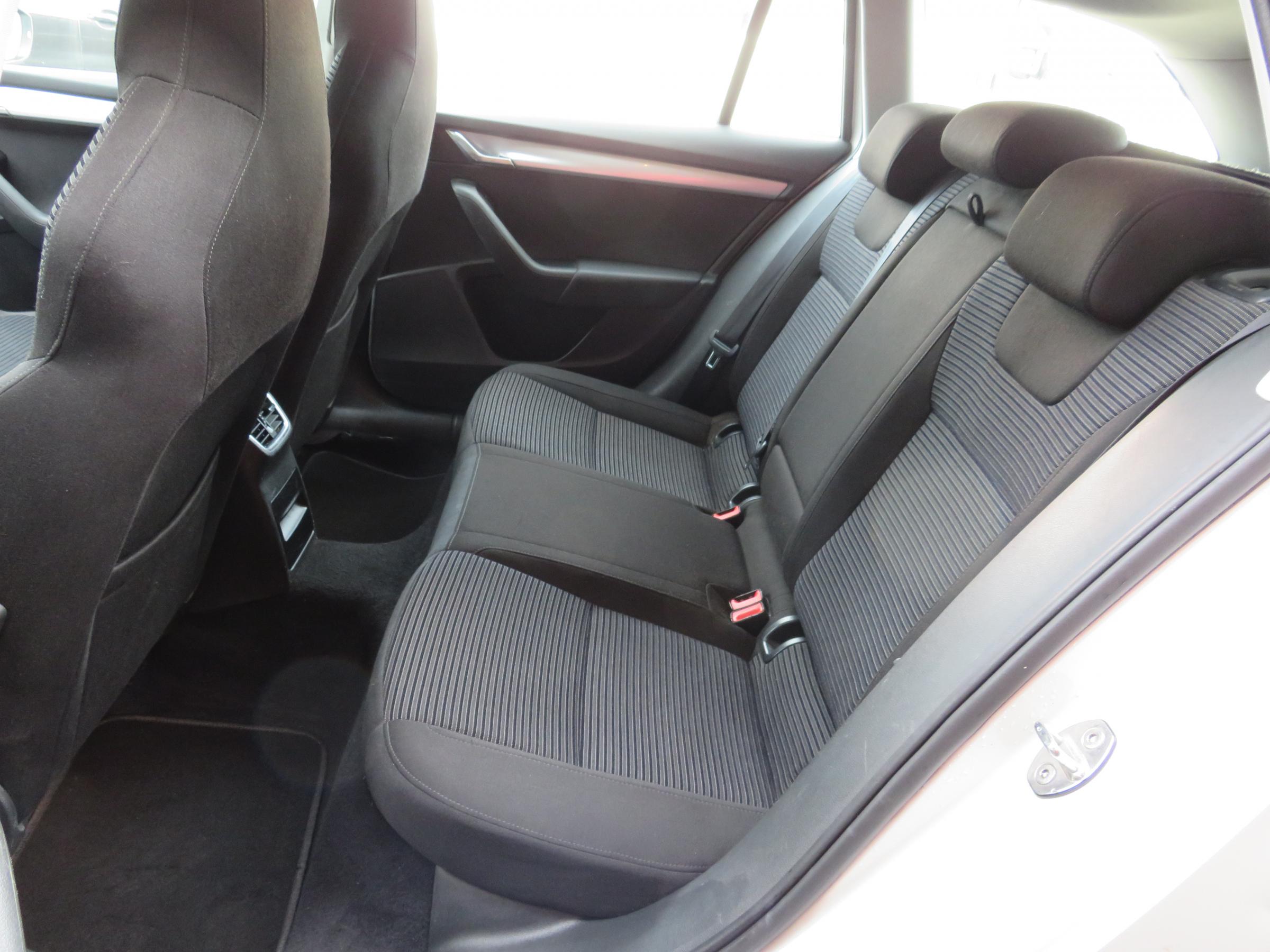 Škoda Octavia III, 2016 - pohled č. 10