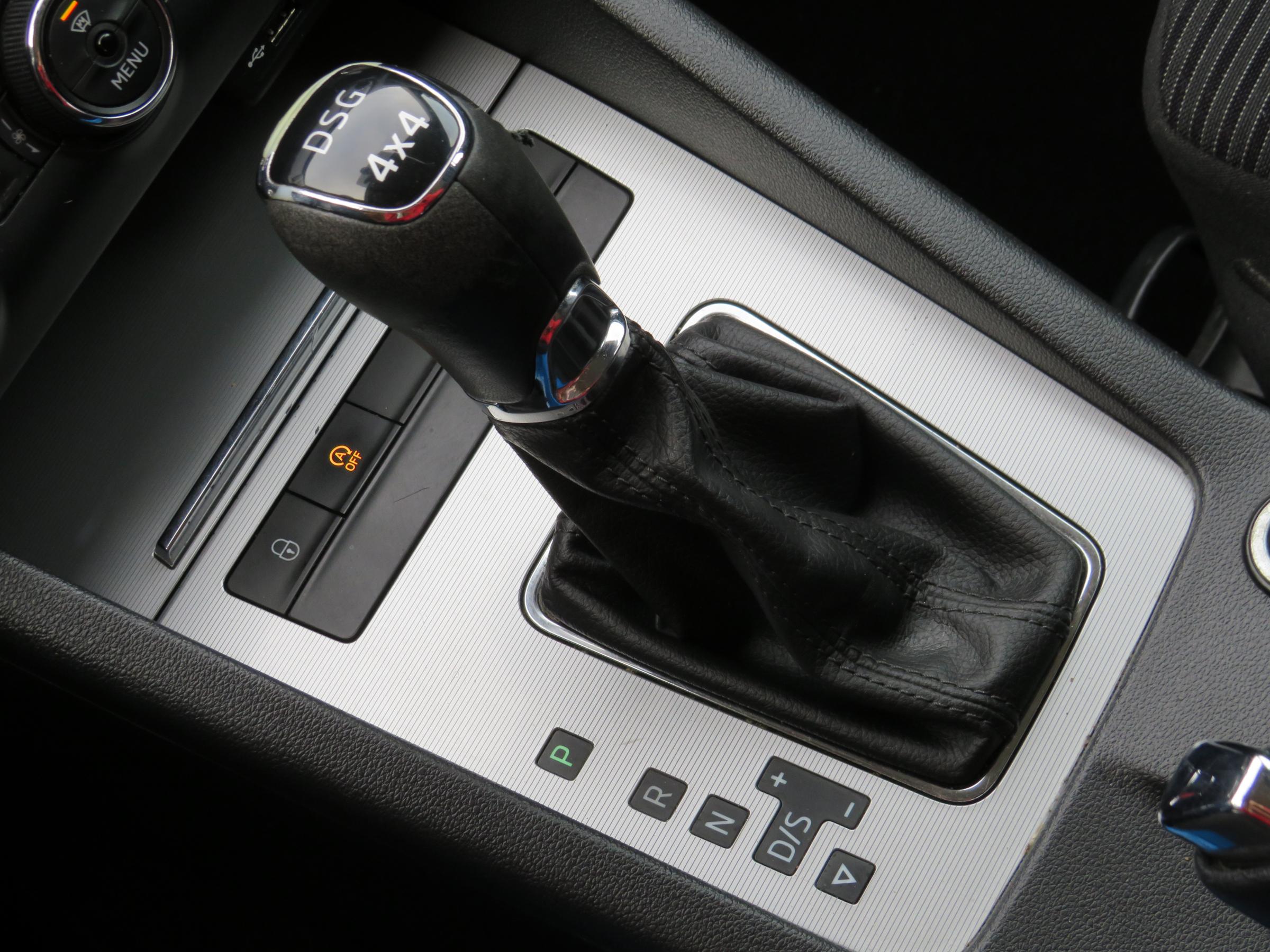 Škoda Octavia III, 2016 - pohled č. 24