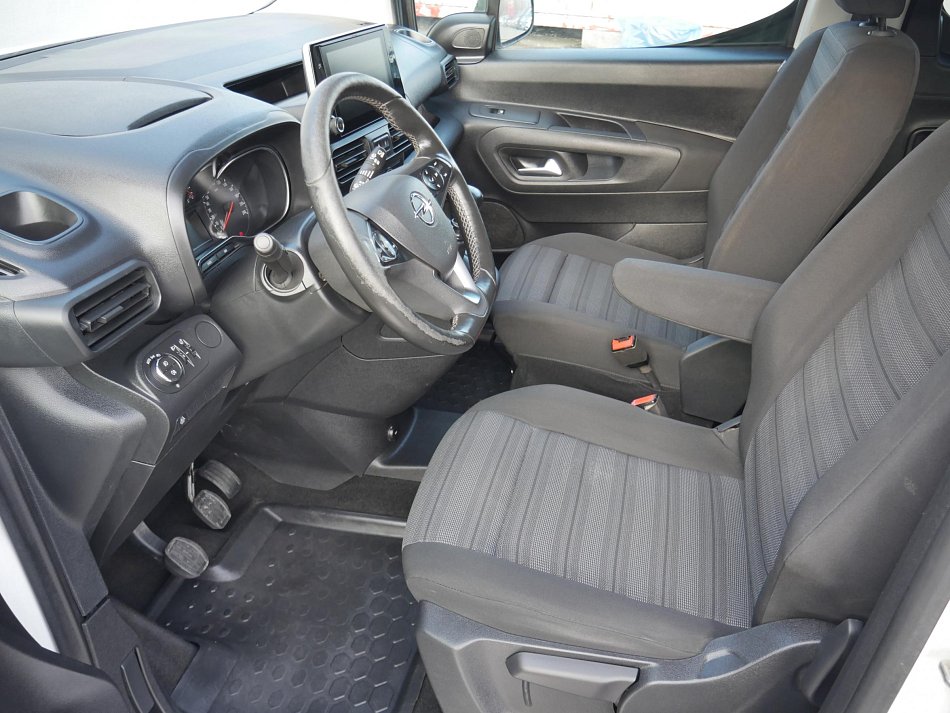 Opel Combo 1.5CDTi  MAXi XL 7míst