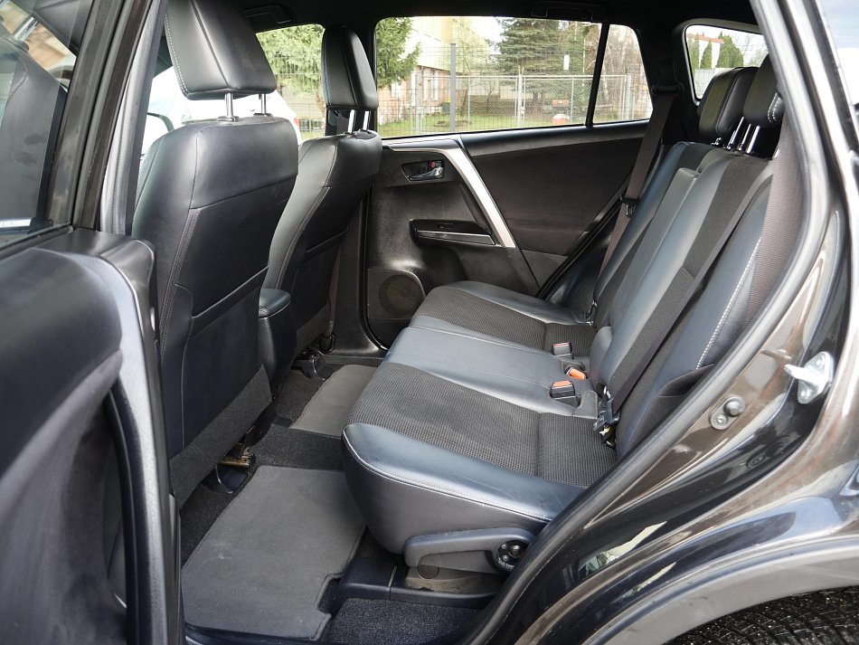 Toyota RAV4 2.0 D-4D Executive 2WD