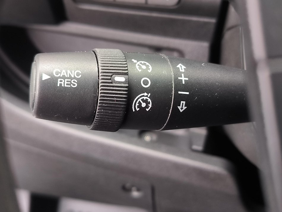 Opel Movano 2.2CDTi  L2H1 7míst