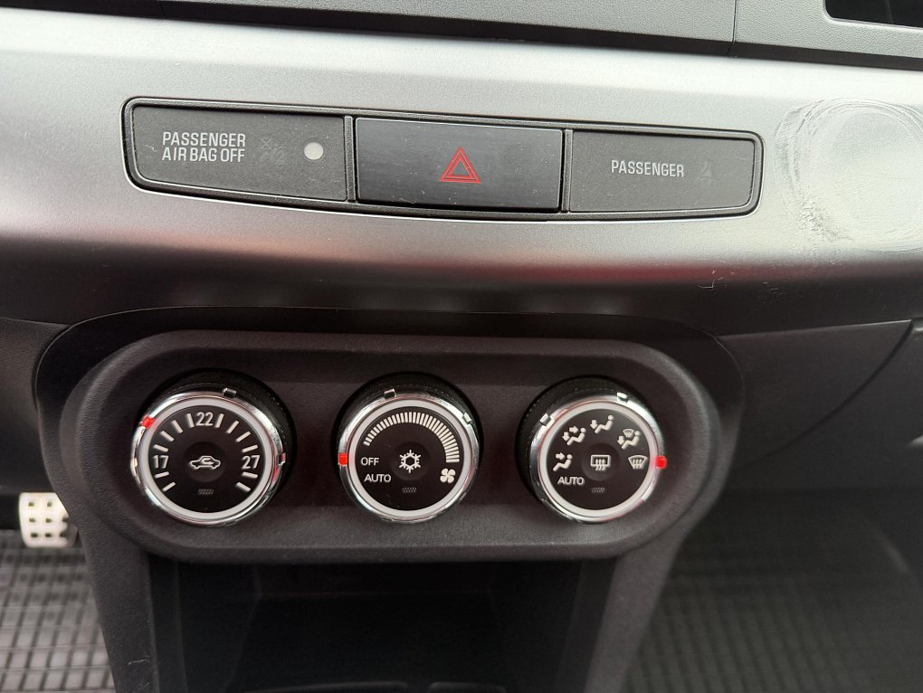 Mitsubishi Lancer 1.8i 