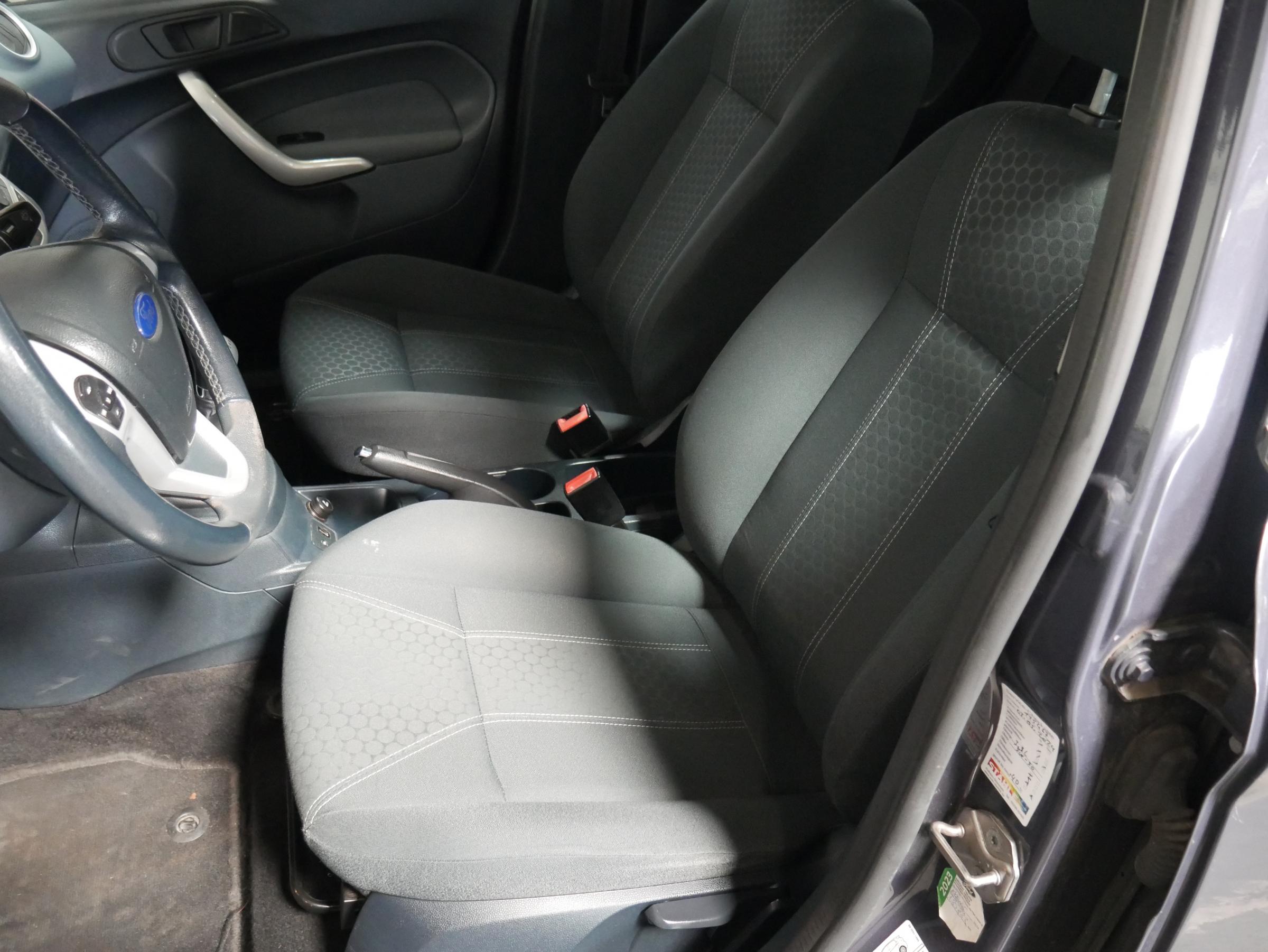 Ford Fiesta, 2011 - pohled č. 9