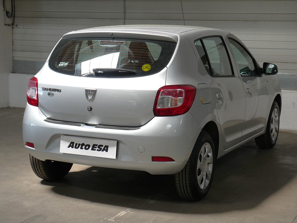 Dacia Sandero 1.2i 