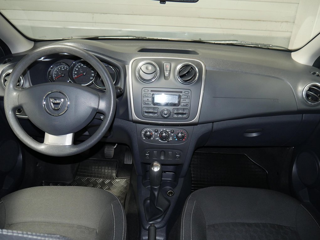 Dacia Sandero 1.2i 