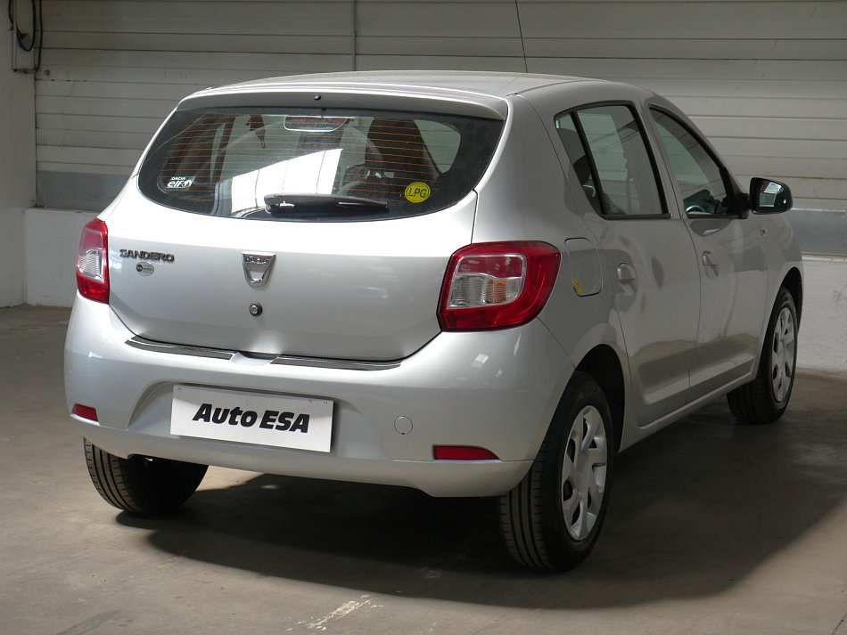 Dacia Sandero 1.2i 