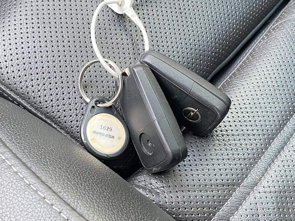 Opel Insignia 2.0 CDTi Sport