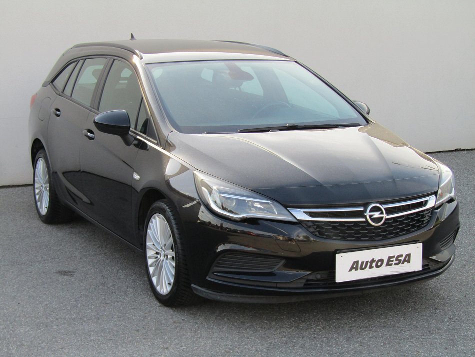 Opel Astra 1.6 CDTi Bussines