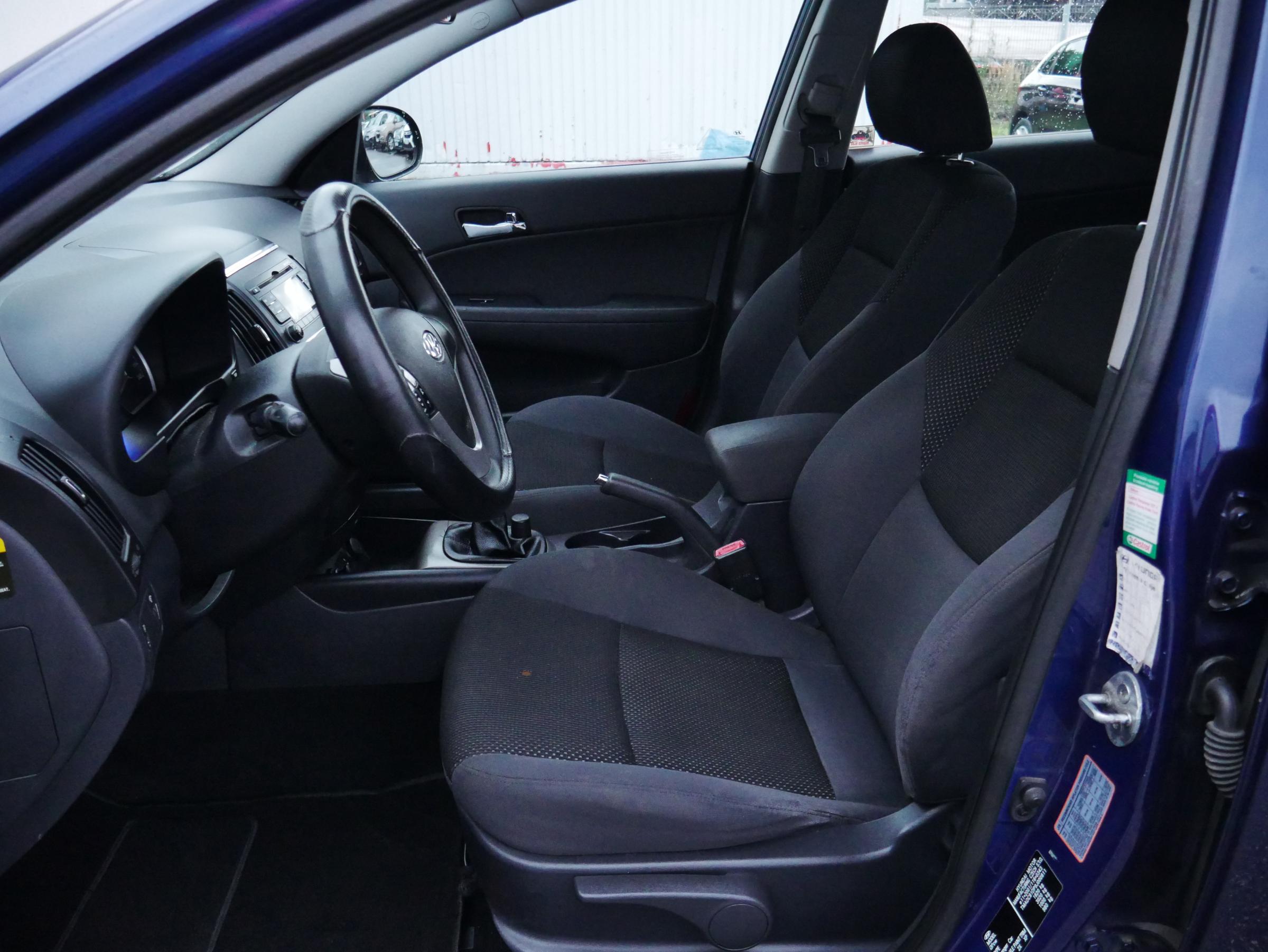 Hyundai i30, 2009 - pohled č. 10