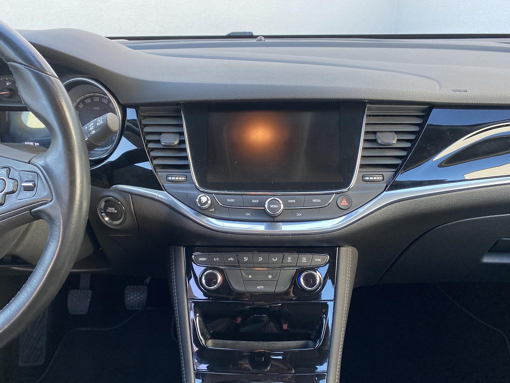 Opel Astra 1.0T Edition