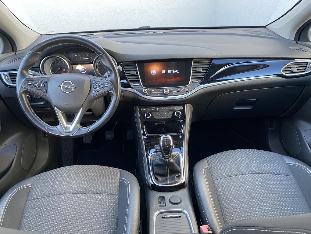 Opel Astra 1.0T Edition