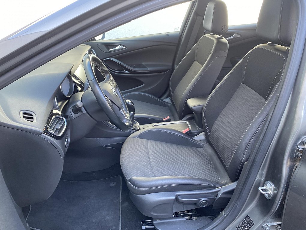 Opel Astra 1.0T Edition