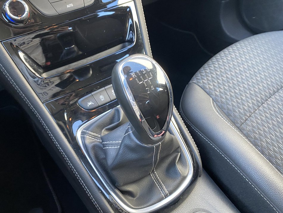 Opel Astra 1.0T Edition