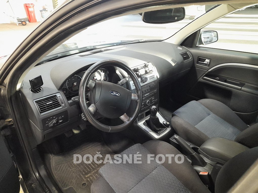 Ford Mondeo 1.8 
