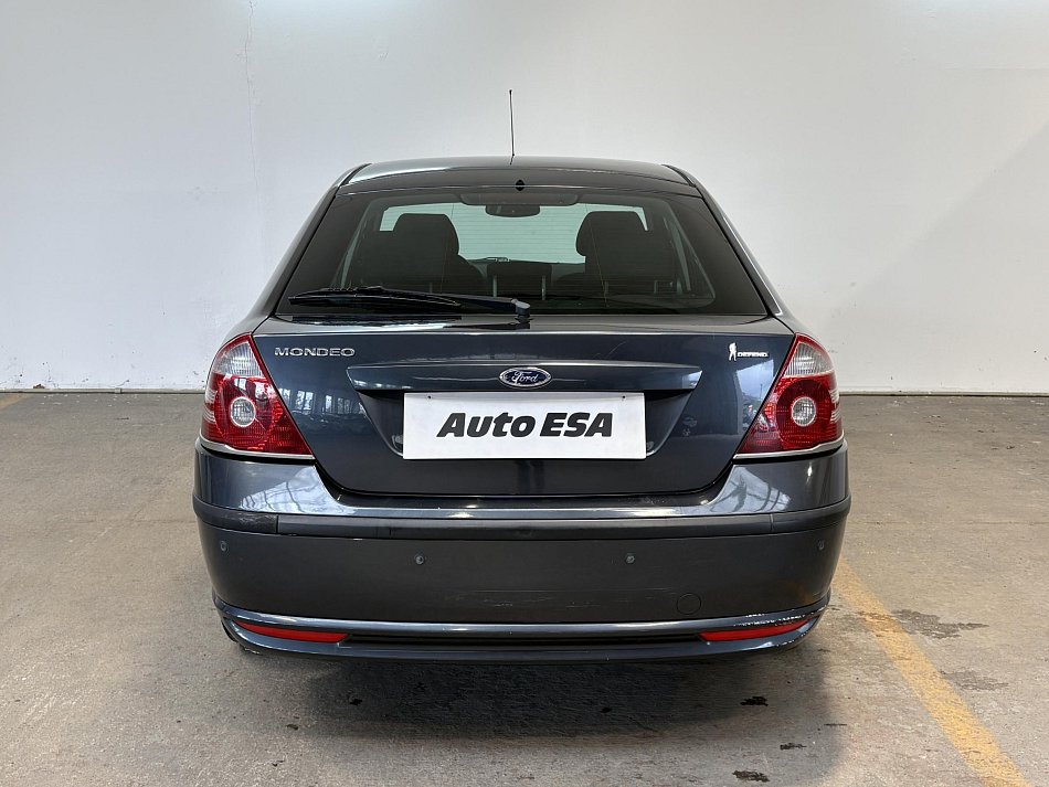 Ford Mondeo 1.8i 