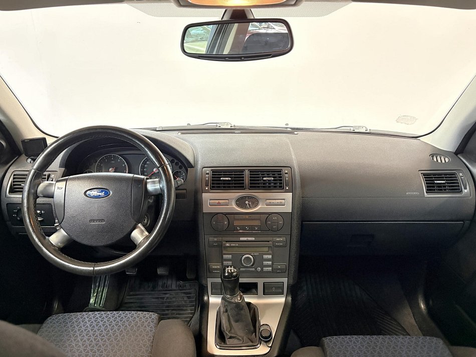 Ford Mondeo 1.8i 