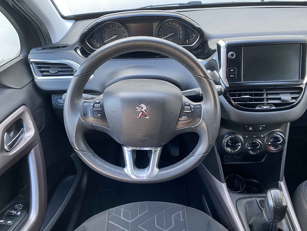 Peugeot 2008 1.2 PT Style