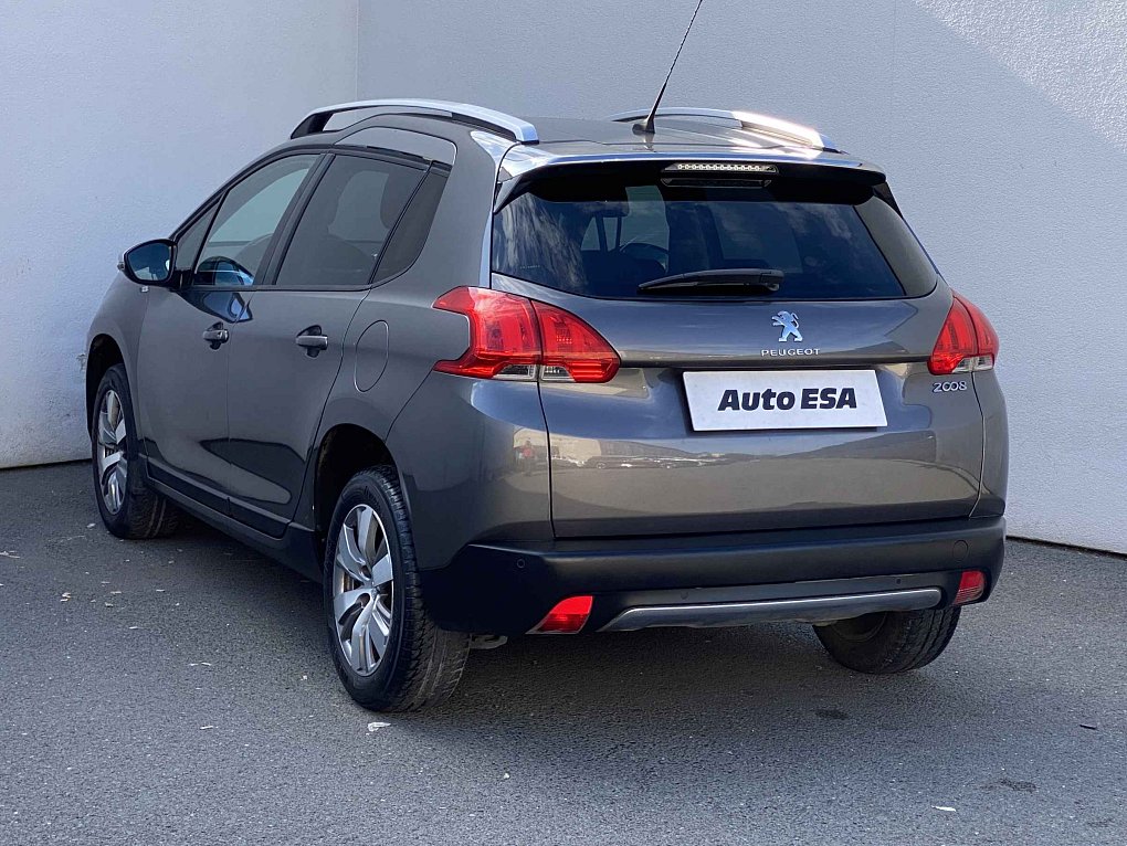 Peugeot 2008 1.2 PT Style