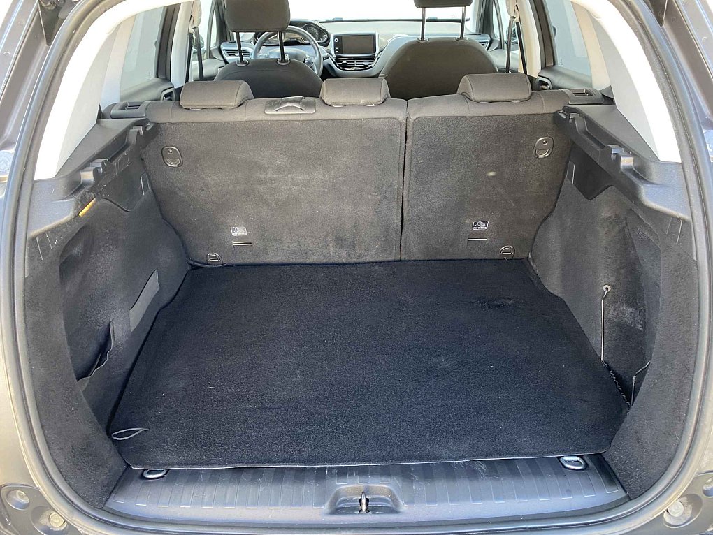 Peugeot 2008 1.2 PT Style