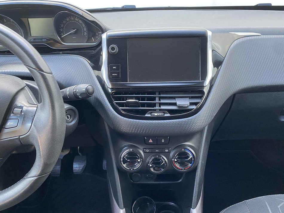 Peugeot 2008 1.2 PT Style