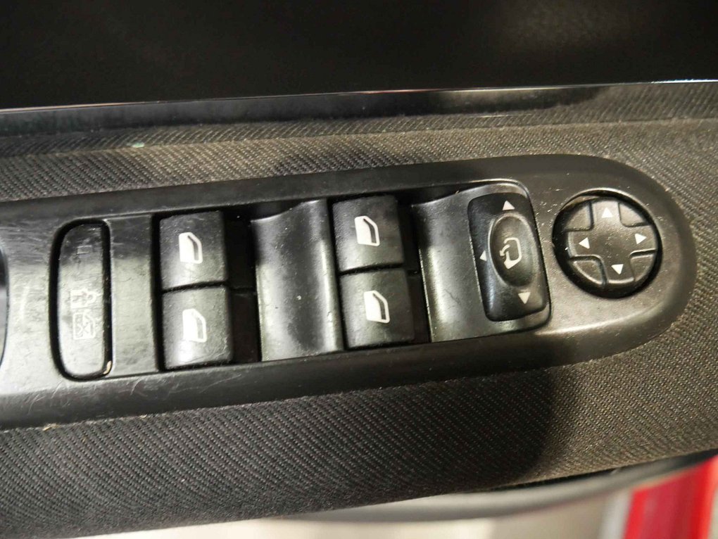 Peugeot 3008 1.6HDi 