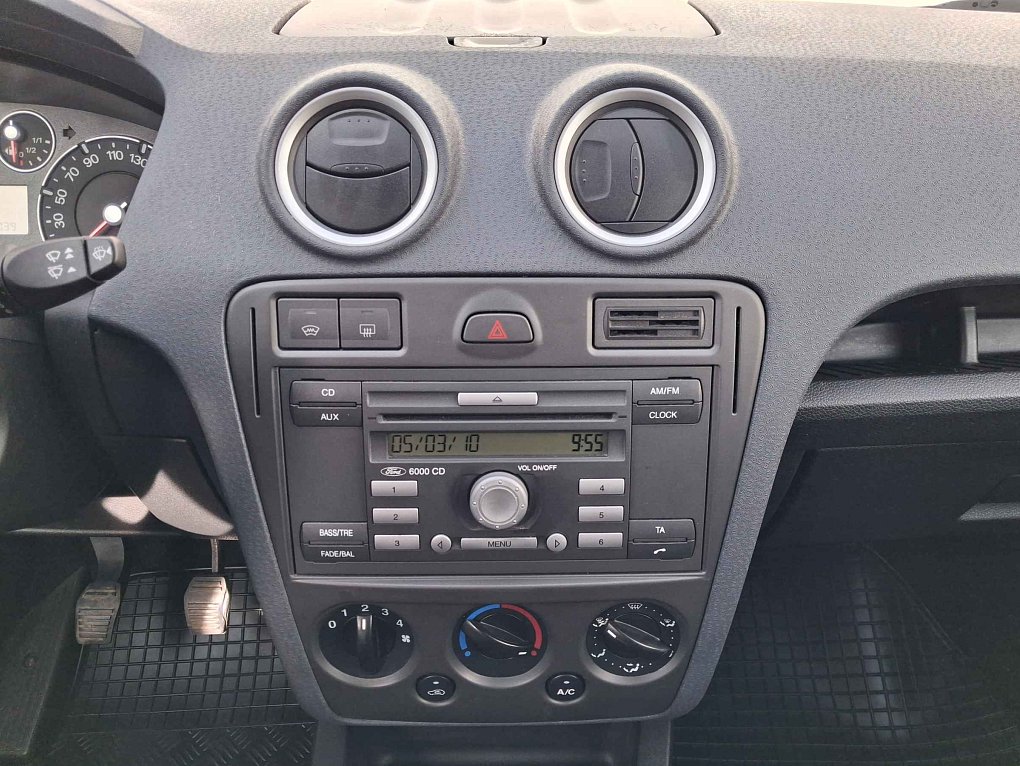 Ford Fusion 1.4i 