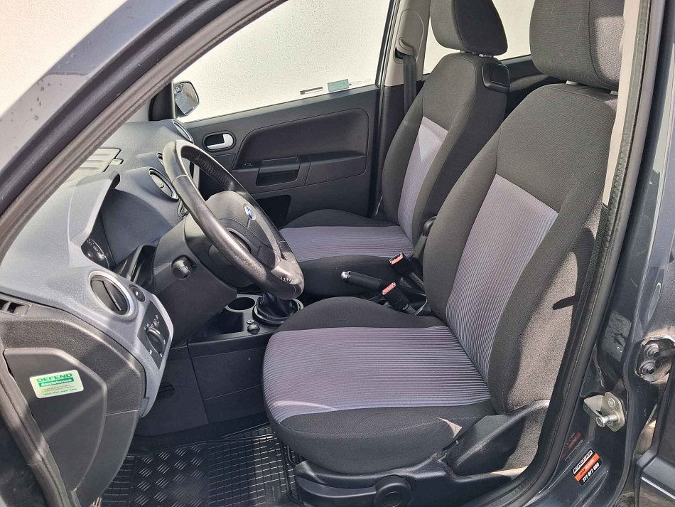 Ford Fusion 1.4i 