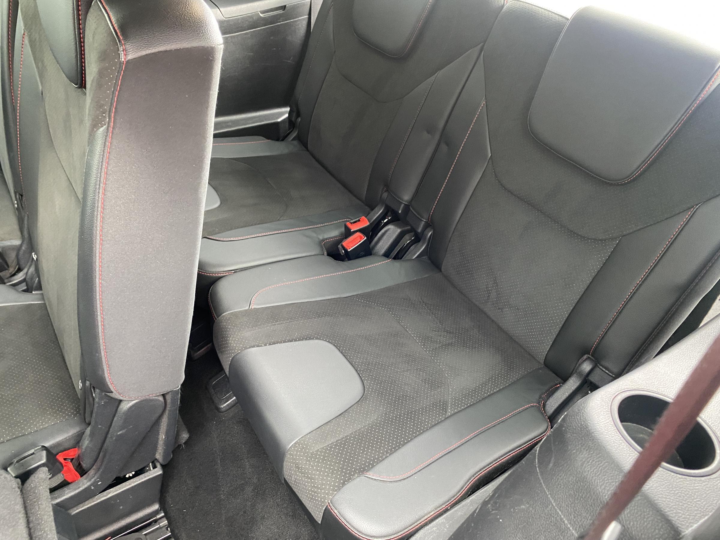 Ford S-MAX, 2018 - pohled č. 10