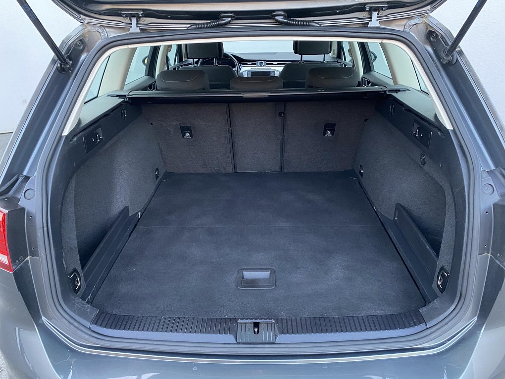 Volkswagen Passat 2.0 TDi Comfortline