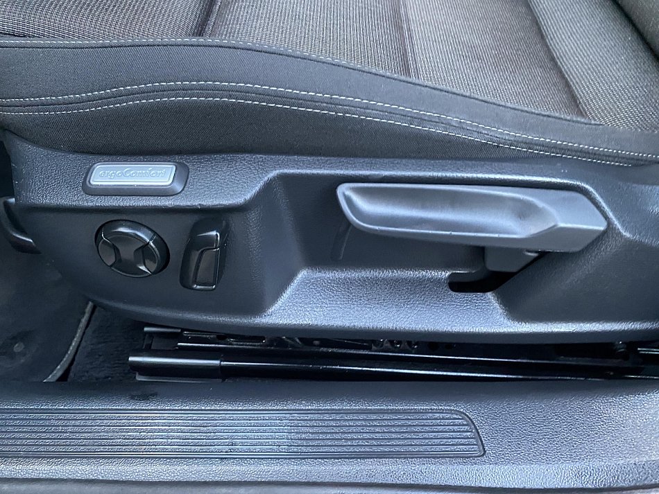 Volkswagen Passat 2.0 TDi Comfortline