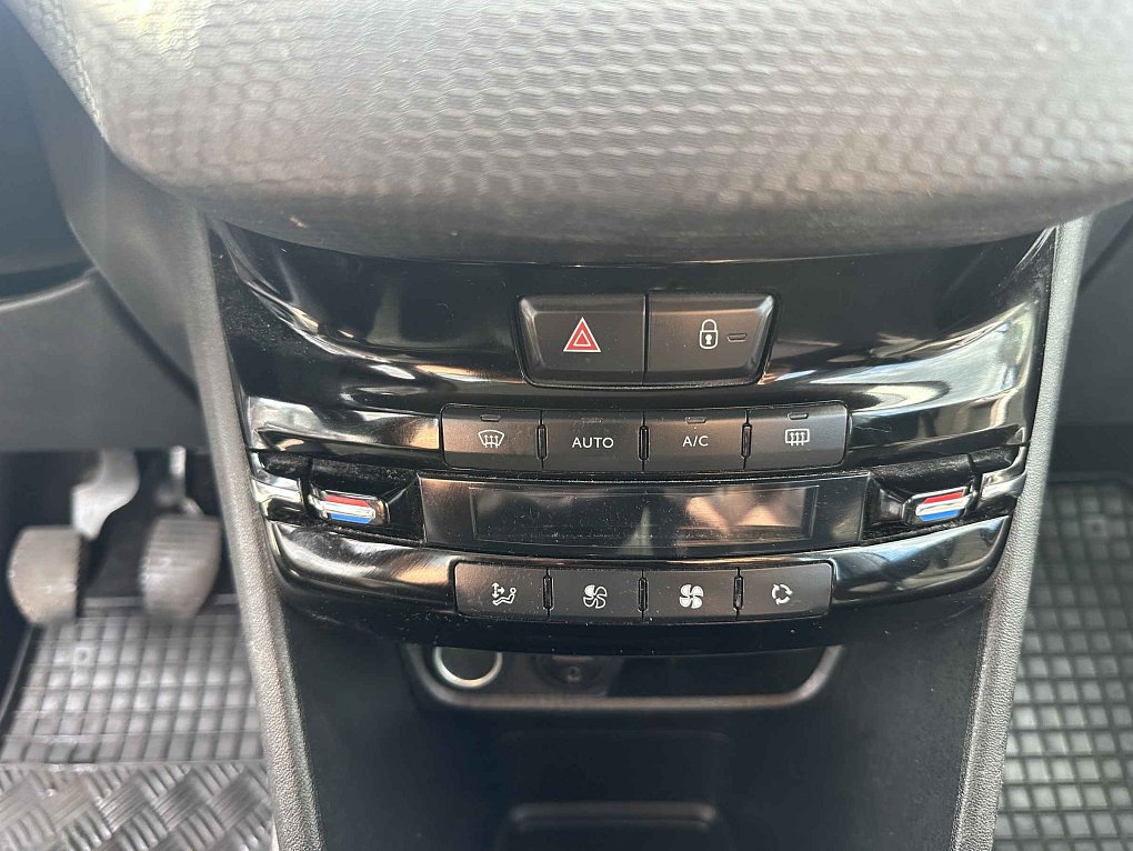 Peugeot 2008 1.2 Business