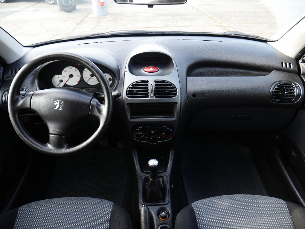 Peugeot 206 1.4 HDi 