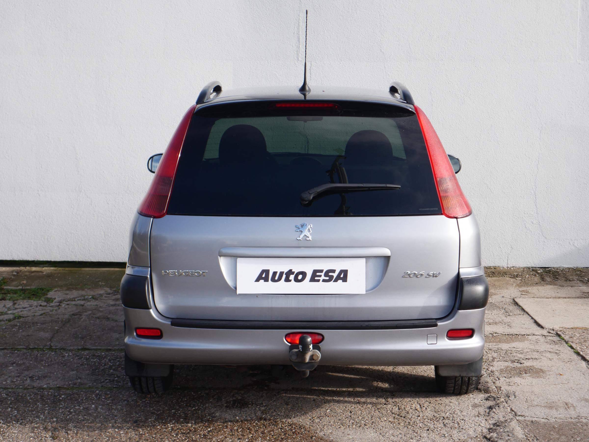 Peugeot 206, 2004 - pohled č. 5