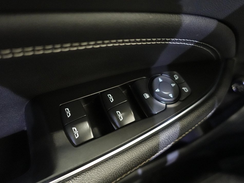 Opel Insignia 2.0TDCi  4x4