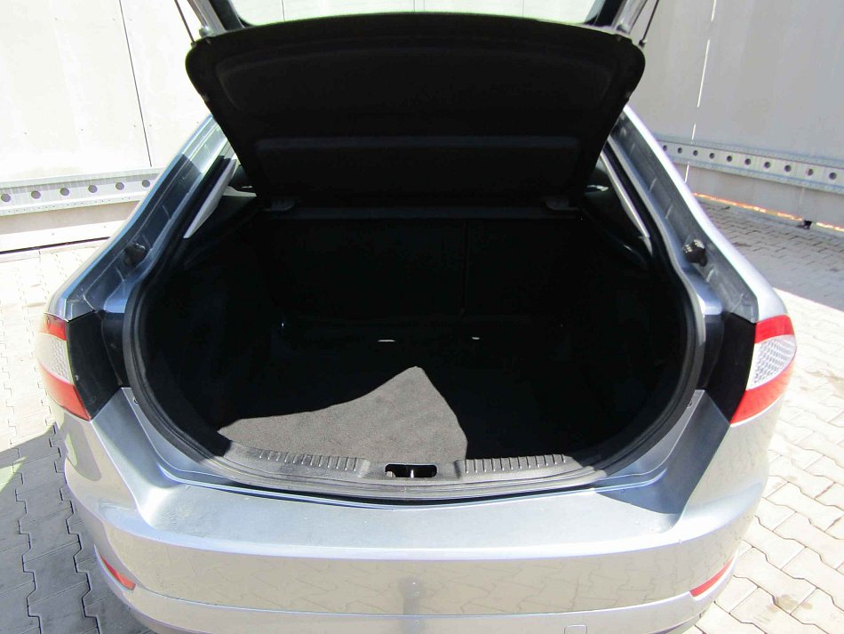 Ford Mondeo 1.6 Ti-VCT 